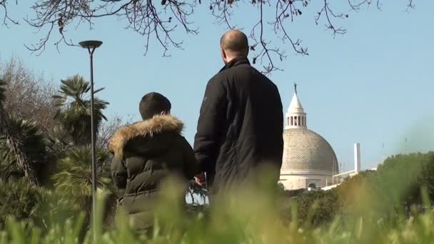 Церковь в парке - Рим — стоковое видео