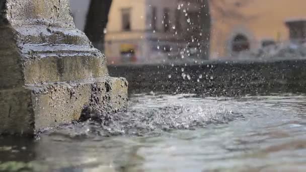 Detalle de la fuente murble en Roma — Vídeo de stock