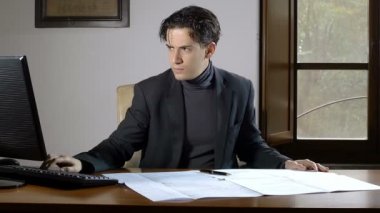 İş planı iş adamı düzeltir