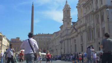 Navona Meydanı yürüme insanlar