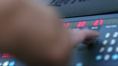 Erkek koşu bandı yapılandırmak