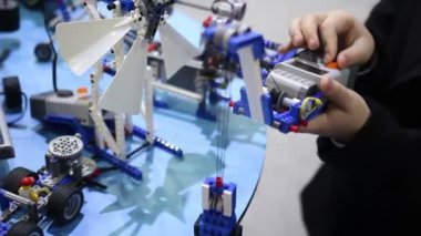 Robot Çocuk Tasarımcısı