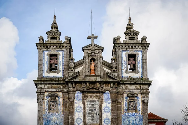 Iglesia San Ildefonso Elegant Століття Церква Покрита Білими Синіми Плитками — стокове фото