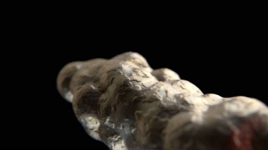 Kuantum dokusu ve sığ alan derinliği olan nadir metal yüzeyinin mikroskobik görüntüsü