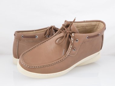 Zarif deri ayakkabı adam