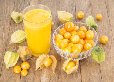 Taze ve lezzetli Physalis peruviana