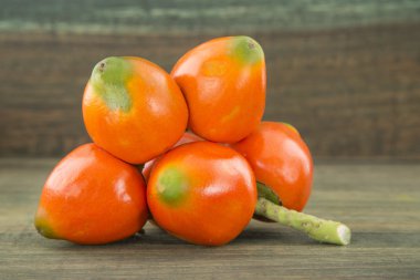 Chontaduro lezzetli tropikal meyve (Bactris gasipaes)