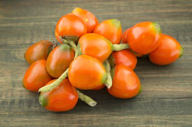 Chontaduro lezzetli tropikal meyve (Bactris gasipaes)