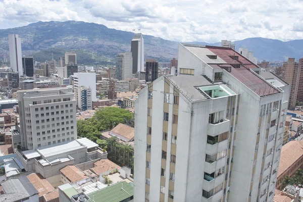 Medellin - Colombia, 18 juni 2016 panoramisch centrum. — Stockfoto