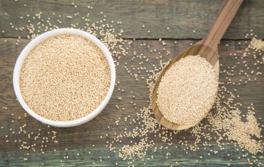 Kabın içinde solmayan çiçek tohumları