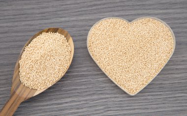 Kaşık ve kase şeklindeki kalp solmayan çiçek tohumları