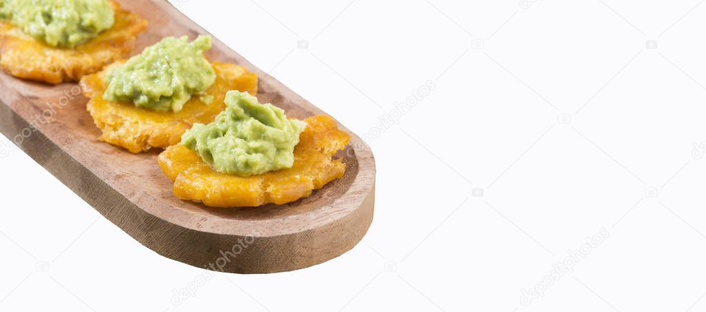The patacon, tostn, tachino, fried or chopped is a meal based on flattened fried pieces of green plantain, traditional in the culinary of several countries of Latin America and the Caribbean