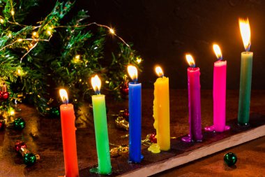 Mumların gecesi, geleneksel Kolombiya kutlaması.