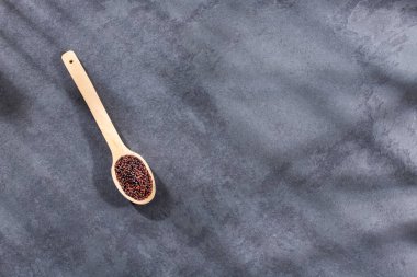 Hardal tohumu veya kahverengi jenabe - Brassica nigra