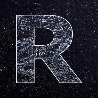 Tebeşirle yazılmış alfabenin R harfi