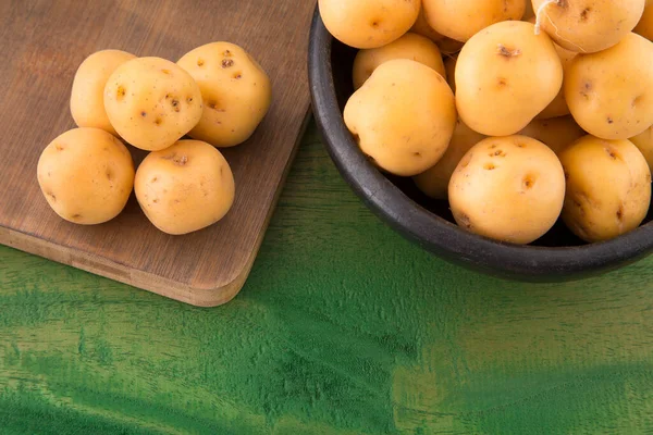 Органический Желтый Креольский Картофель Solanum Phureja — стоковое фото