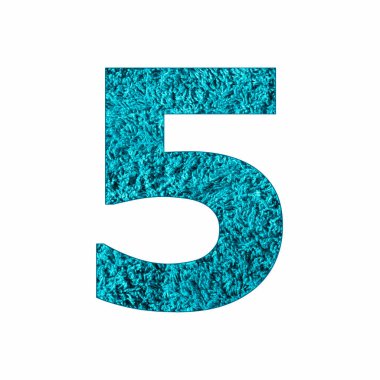 Beş numara - Mavi havlu arkaplanı beyaz üzerine izole edildi