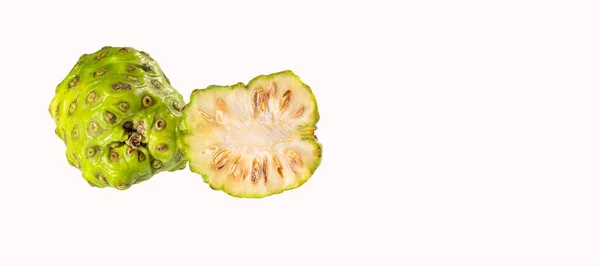 Früchte Der Großen Morinda Noni Oder Morinda Citrifolia — Stockfoto