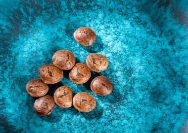 Kurutulmuş Sacha tohumları - Plukenetia hacmi. Sağlıklı yemek.