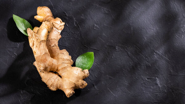Organic fresh ginger root - Zingiber officinale