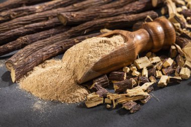 Glicyrhiza glabra - Kurutulmuş meyan kökü çubukları