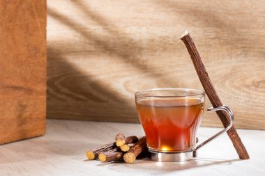 Tıbbi meyan kökü içeceği - Glycyrhiza glabra