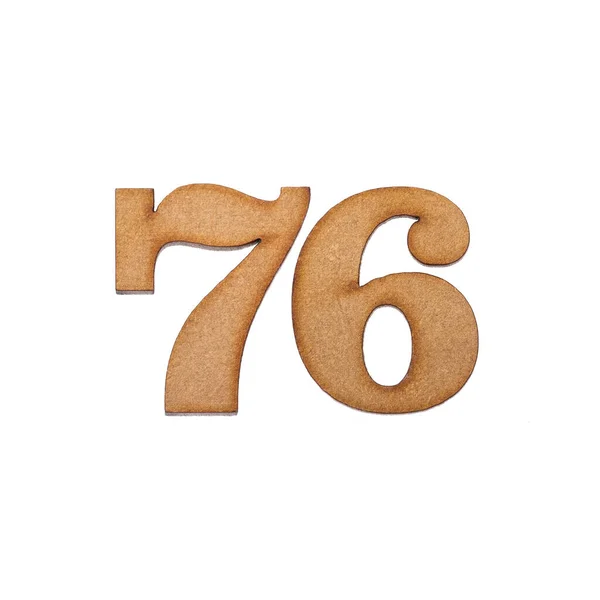 Nummer Sechsundsiebzig Holzstück Isoliert Auf Weißem Hintergrund — Stockfoto
