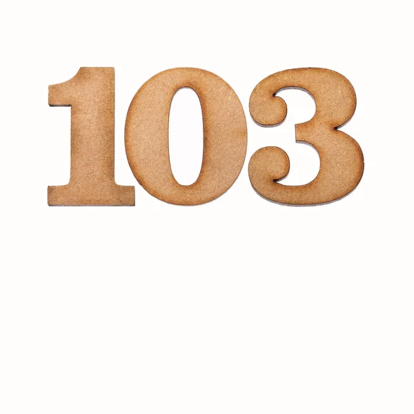 Číslo Sto Tři 103 Kus Dřeva Izolovaný Bílém Pozadí — Stock fotografie