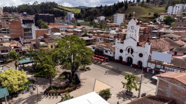 Guarne, Antioquia, Kolombiya. 2 Haziran 2025. Bayan Candelaria Parish Kolombiyalı bir Katolik kilisesidir..