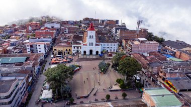 Santa Barbara, Antioquia, Kolombiya. 5 Ekim 2025. Bölümün güneybatı bölgesinde yer alan belediye..