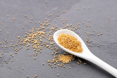 Bir çay kaşığı organik amaranth tohumu - Amaranthus