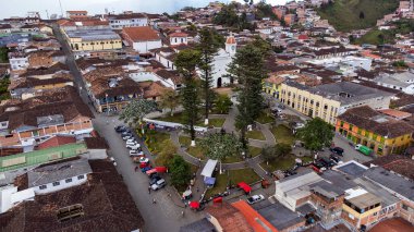 Aguadas, Caldas, Kolombiya. 5 Ekim 2025. Hava aracı görüntüsü. Departmandaki 27 belediyeden biridir..