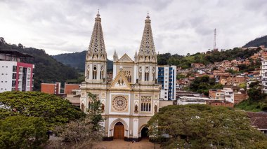 And Dağları, Antioquia, Kolombiya. 8 Ekim 2025. Belediye deniz seviyesinden yaklaşık 1.360 metre yüksekliğe sahiptir..