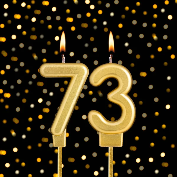 Siyah arka planda 73 numara bulanık ışıklar - soyut bulanık ışıklı doğum günü kartı