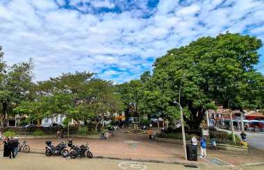 San Jeronimo, Antioquia, Kolombiya. 25 Ocak 2026. 16.499 nüfuslu bir belediyenin insansız hava aracı görüntüsü.