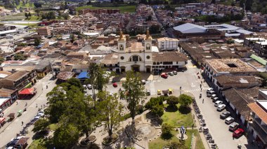 La Union, Antioquia, Kolombiya. 15 Ocak 2026. Merhametli Meryem Kilisesi, bir Katolik kilisesi..