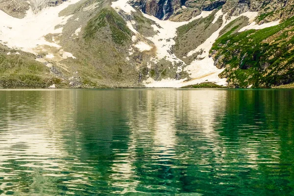 Katora Lake Kumrat Valley Schöne Aussicht Auf Die Berge — Stockfoto