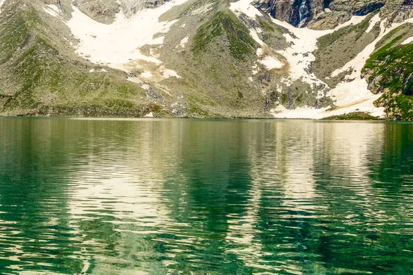 Katora Lake Kumrat Valley Schöne Aussicht Auf Die Berge — Stockfoto