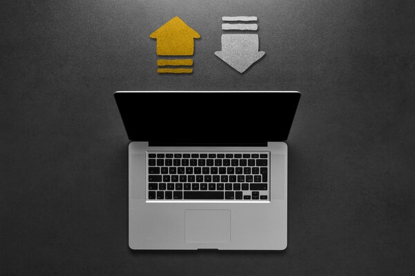 Laptop cloud connection