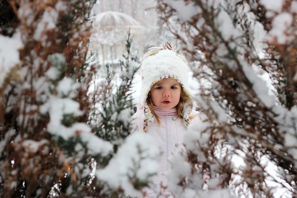 Vinter familjen helgen — Stockfoto