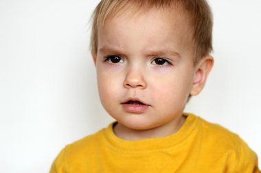 Duygusal kapalı portre