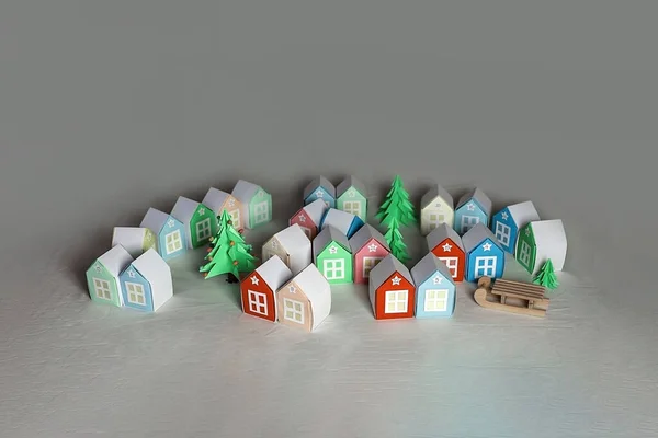 Origami Calendário Advento Miniatura Com Árvore Natal Casas Papel Isolado — Fotografia de Stock
