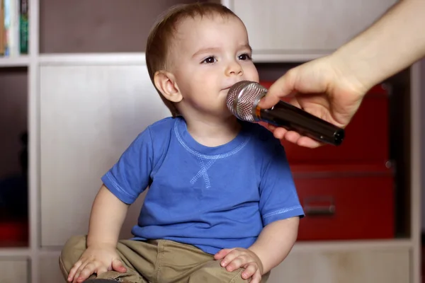 Concetto di intrattenimento bambino — Foto Stock