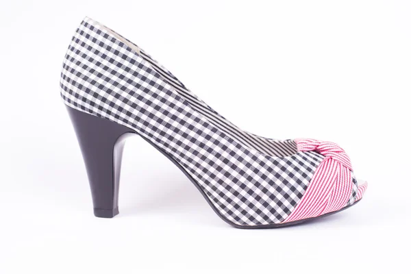 Sapato de salto alto feminino, estilo retro, tecido de tartan . — Fotografia de Stock