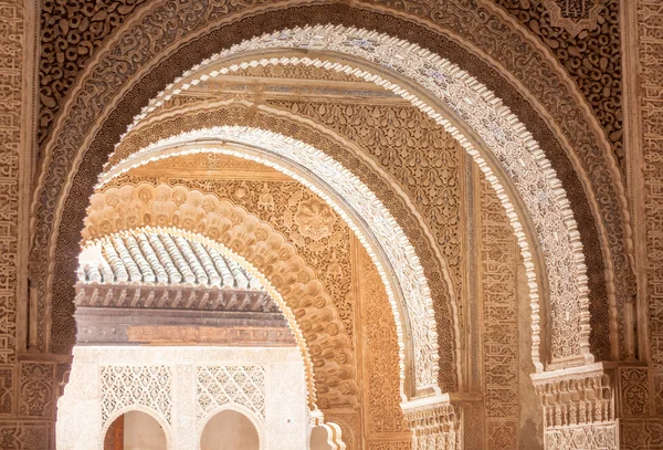 De Alhambra bogen Stockafbeelding