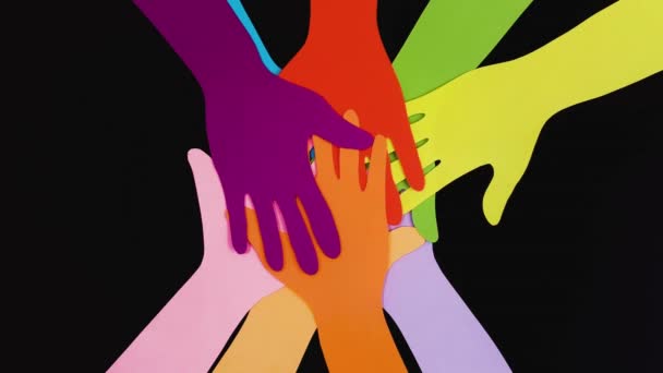 Internationaler Tag der Menschenrechte Bild für globale Gleichheit und Frieden mit bunten Menschen Handabdrücken, Konzept der sozialen Vielfalt. — Stockvideo