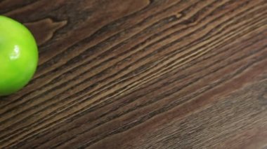 Masada yeşil elma döner