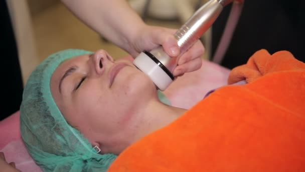 Procedimento cosmetology do rejuvenescimento da foto — Vídeo de Stock