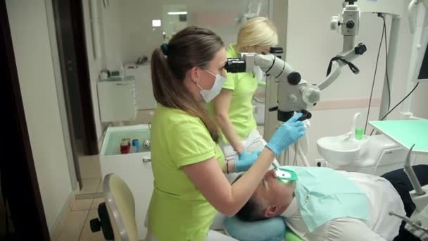 Dentist Exam With Microscope — Stock Video