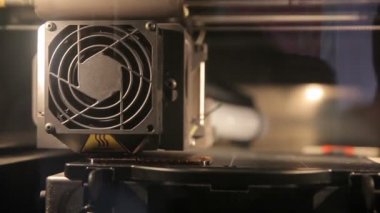 3D printerlere harcama maddeler otomatik